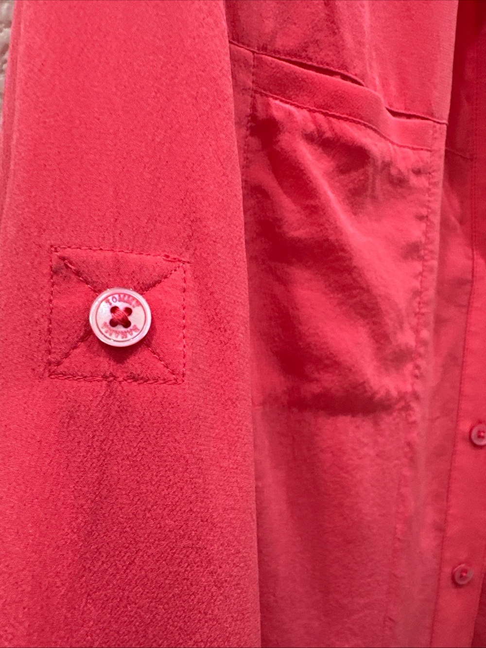 TOMMY BAHAMA Red 100% Silk Button Up Blouse Long Roll Tab Sleeves V-Neck Women L - Picture 5 of 8